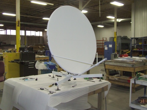 1.0 Meter Quick-Deploy Fly Away VSAT Antenna by Challenger Communications